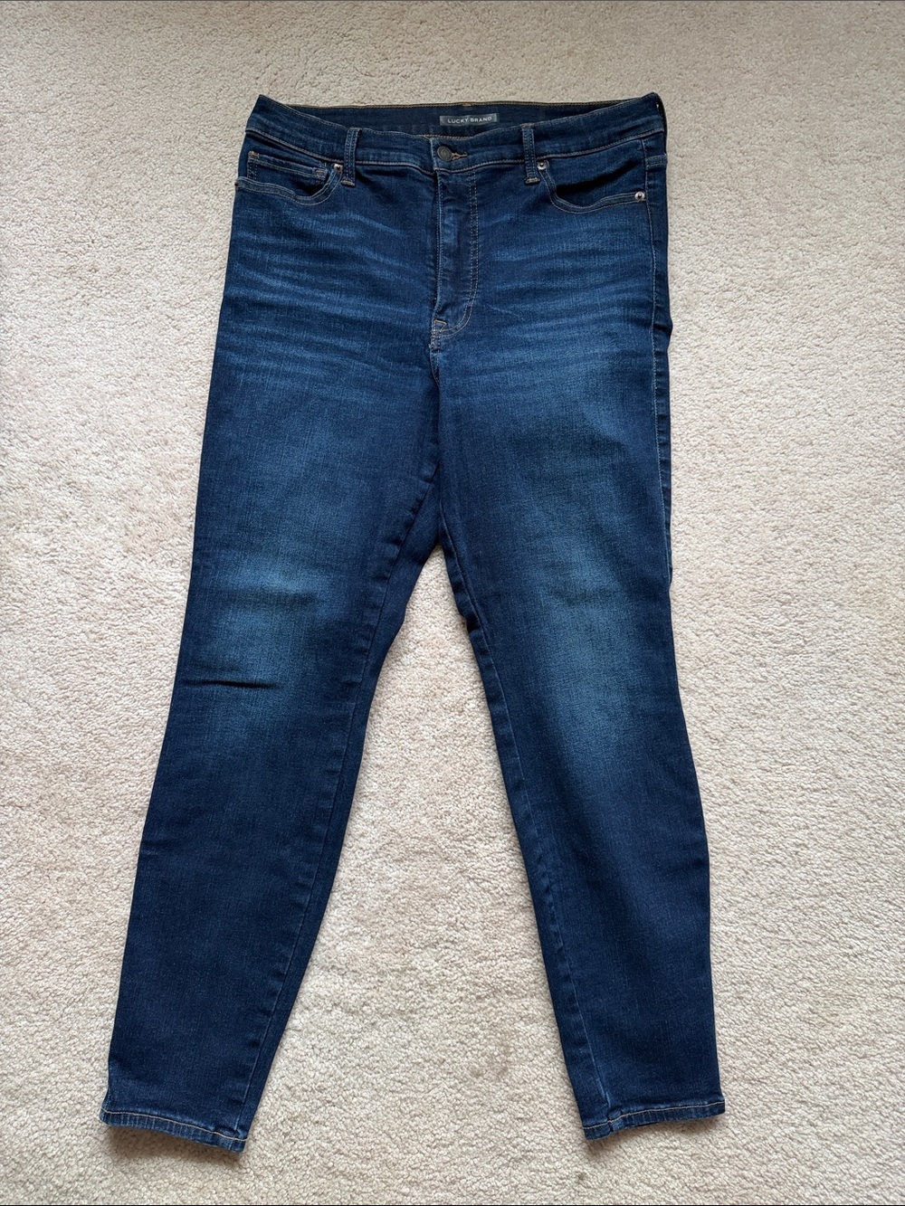 Lucky Brand Light Wash Jeans with Gold Stitching